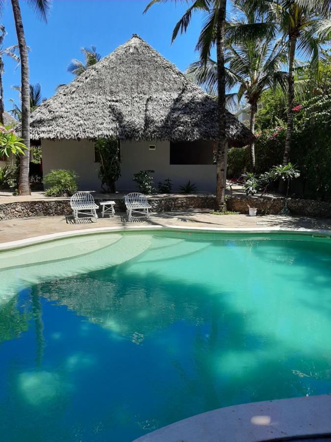 Mbuyu Lodge Watamu Eksteriør billede